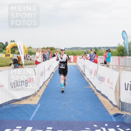 22.06.2025 - Viking Triathlon MichiJ http://msf.ph/oto/8121873 22.06.2025 17:05:43 Ziel 431 meine-sportfotos.de