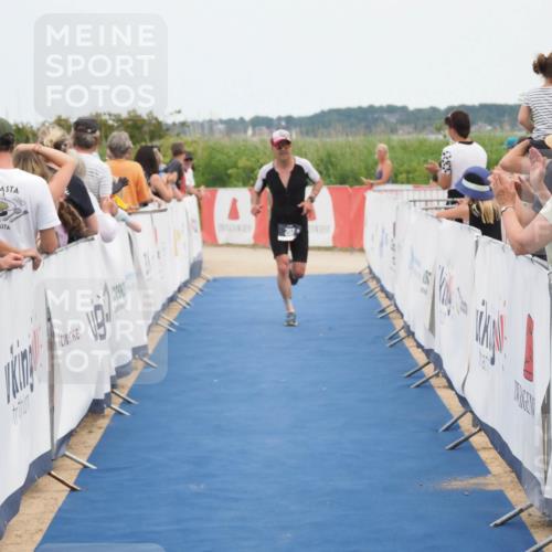 22.06.2025 - Viking Triathlon MichiJ http://msf.ph/oto/8121891 22.06.2025 15:00:20 Ziel 207 meine-sportfotos.de