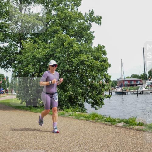22.06.2025 - Viking Triathlon KatJ http://msf.ph/oto/8121923 22.06.2025 15:16:21 Laufen 241, 317 meine-sportfotos.de