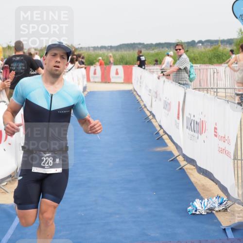 22.06.2025 - Viking Triathlon MichiJ http://msf.ph/oto/8121953 22.06.2025 15:13:20 Ziel 228, 395, 415 meine-sportfotos.de