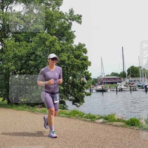 22.06.2025 - Viking Triathlon KatJ http://msf.ph/oto/8121959 22.06.2025 15:16:22 Laufen 241, 317 meine-sportfotos.de