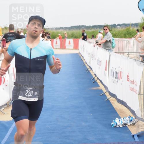 22.06.2025 - Viking Triathlon MichiJ http://msf.ph/oto/8121968 22.06.2025 15:13:20 Ziel 228, 395, 415 meine-sportfotos.de