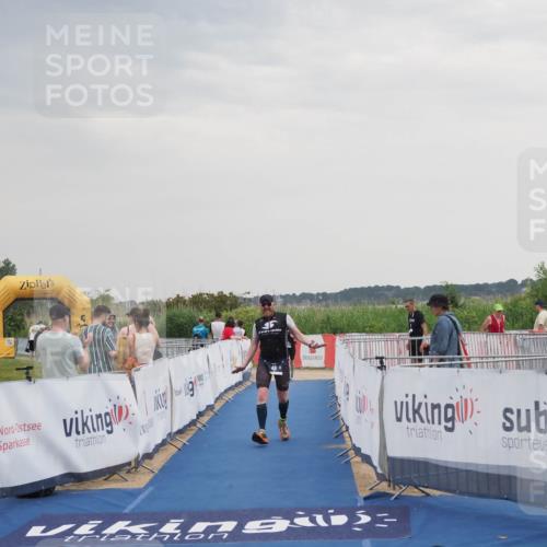 22.06.2025 - Viking Triathlon MichiJ http://msf.ph/oto/8121972 22.06.2025 16:36:46 Ziel 48, 240 meine-sportfotos.de