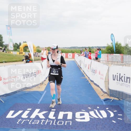 22.06.2025 - Viking Triathlon MichiJ http://msf.ph/oto/8121990 22.06.2025 17:05:44 Ziel 431 meine-sportfotos.de