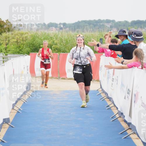 22.06.2025 - Viking Triathlon MichiJ http://msf.ph/oto/8122035 22.06.2025 17:07:16 Ziel 236 meine-sportfotos.de