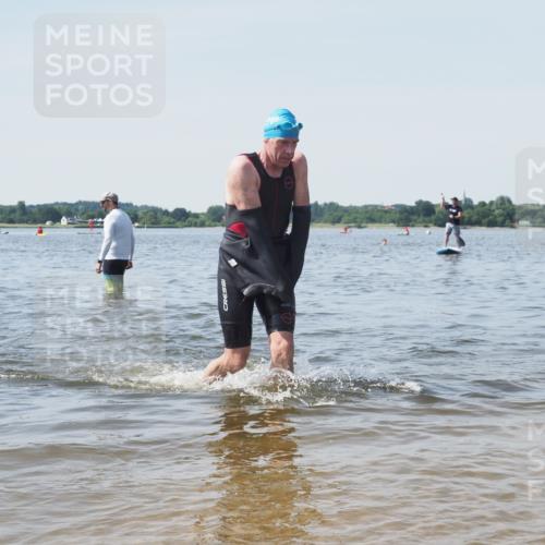 22.06.2025 - Viking Triathlon KatJ http://msf.ph/oto/8122046 22.06.2025 10:51:09 Schwimmen 308, 436, 484 meine-sportfotos.de