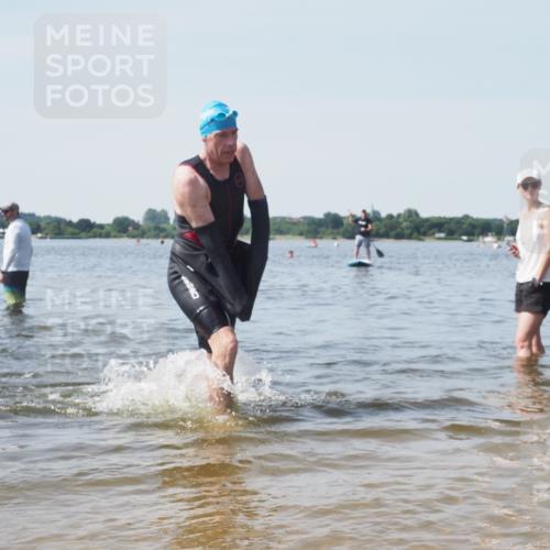 22.06.2025 - Viking Triathlon KatJ http://msf.ph/oto/8122063 22.06.2025 10:51:10 Schwimmen 308, 436, 484 meine-sportfotos.de