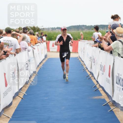 22.06.2025 - Viking Triathlon MichiJ http://msf.ph/oto/8122065 22.06.2025 15:00:21 Ziel 207 meine-sportfotos.de