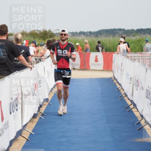 22.06.2025 - Viking Triathlon MichiJ http://msf.ph/oto/8122094 22.06.2025 15:13:31 Ziel 330 meine-sportfotos.de
