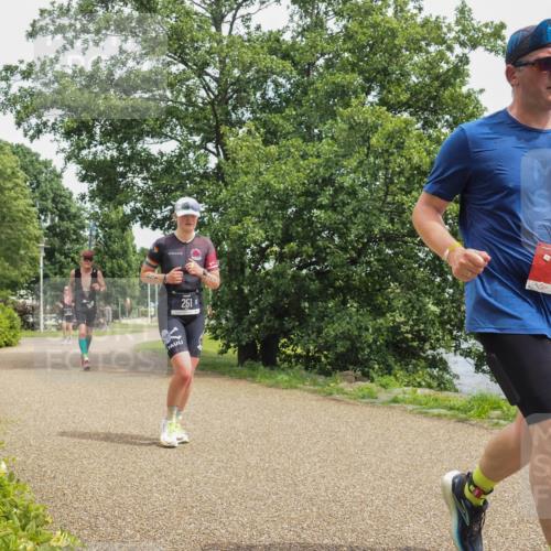22.06.2025 - Viking Triathlon KatJ http://msf.ph/oto/8122113 22.06.2025 15:16:39 Laufen 251, 614 meine-sportfotos.de