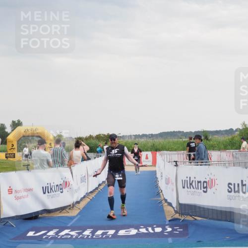 22.06.2025 - Viking Triathlon MichiJ http://msf.ph/oto/8122114 22.06.2025 16:36:47 Ziel 48, 240 meine-sportfotos.de