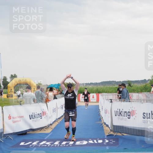 22.06.2025 - Viking Triathlon MichiJ http://msf.ph/oto/8122146 22.06.2025 16:36:48 Ziel 48, 240 meine-sportfotos.de