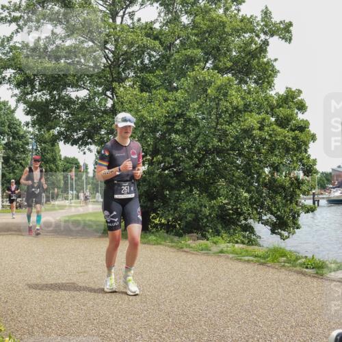 22.06.2025 - Viking Triathlon KatJ http://msf.ph/oto/8122152 22.06.2025 15:16:39 Laufen 251, 614 meine-sportfotos.de