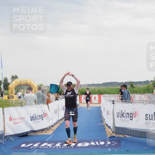 22.06.2025 - Viking Triathlon MichiJ http://msf.ph/oto/8122154 22.06.2025 16:36:48 Ziel 48, 240 meine-sportfotos.de