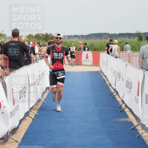 22.06.2025 - Viking Triathlon MichiJ http://msf.ph/oto/8122160 22.06.2025 15:13:32 Ziel 330 meine-sportfotos.de