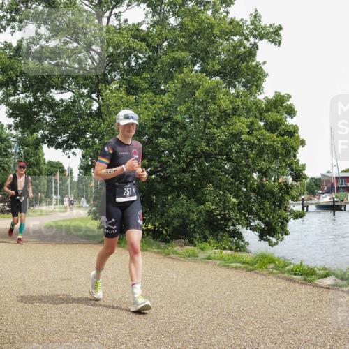22.06.2025 - Viking Triathlon KatJ http://msf.ph/oto/8122168 22.06.2025 15:16:39 Laufen 251, 614 meine-sportfotos.de
