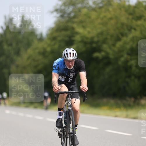 22.06.2025 - Viking Triathlon Yannick Fuchs http://msf.ph/oto/8122187 22.06.2025 11:49:17 Radfahren 405, 433, 477, 634 meine-sportfotos.de
