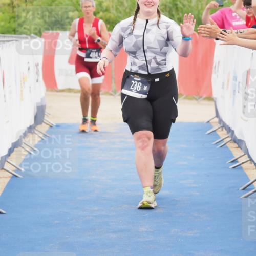 22.06.2025 - Viking Triathlon MichiJ http://msf.ph/oto/8122193 22.06.2025 17:07:17 Ziel 236 meine-sportfotos.de