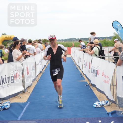 22.06.2025 - Viking Triathlon MichiJ http://msf.ph/oto/8122207 22.06.2025 15:00:23 Ziel 207 meine-sportfotos.de