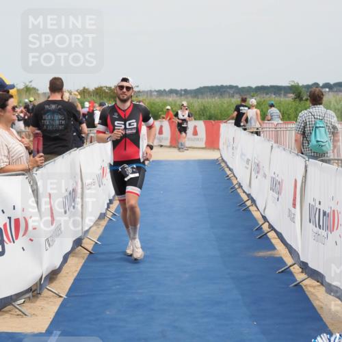 22.06.2025 - Viking Triathlon MichiJ http://msf.ph/oto/8122209 22.06.2025 15:13:32 Ziel 330 meine-sportfotos.de