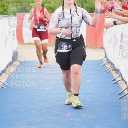 22.06.2025 - Viking Triathlon MichiJ http://msf.ph/oto/8122214 22.06.2025 17:07:18 Ziel 236 meine-sportfotos.de