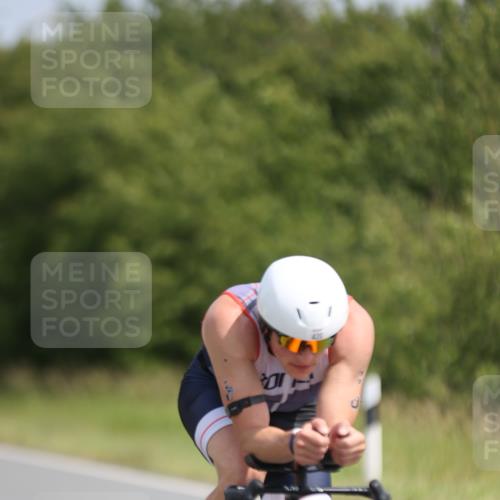 22.06.2025 - Viking Triathlon Yannick Fuchs http://msf.ph/oto/8122247 22.06.2025 11:49:30 Radfahren 22, 420, 487, 488 meine-sportfotos.de