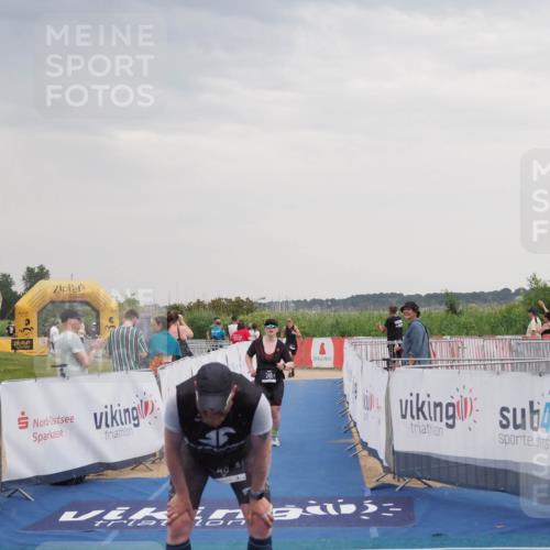 22.06.2025 - Viking Triathlon MichiJ http://msf.ph/oto/8122259 22.06.2025 16:36:51 Ziel 48, 240, 267 meine-sportfotos.de