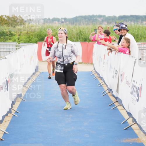 22.06.2025 - Viking Triathlon MichiJ http://msf.ph/oto/8122271 22.06.2025 17:07:18 Ziel 236 meine-sportfotos.de