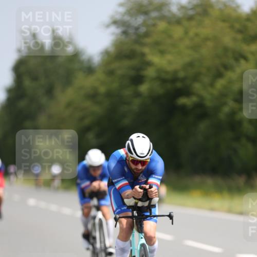 22.06.2025 - Viking Triathlon Yannick Fuchs http://msf.ph/oto/8122316 22.06.2025 11:49:51 Radfahren 3, 211, 254, 257, 347, 638, 648 meine-sportfotos.de