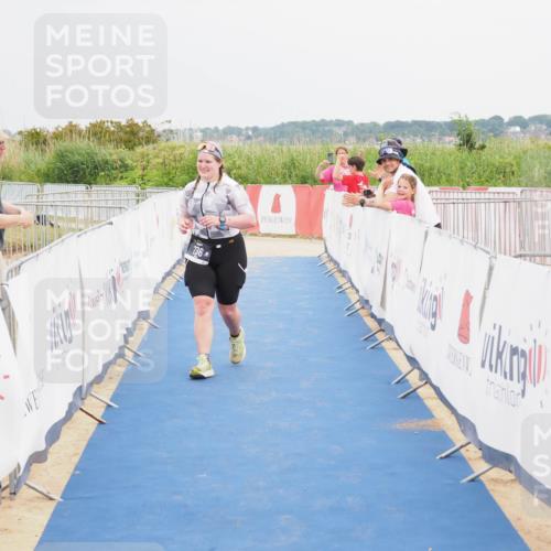 22.06.2025 - Viking Triathlon MichiJ http://msf.ph/oto/8122324 22.06.2025 17:07:19 Ziel 236, 484 meine-sportfotos.de