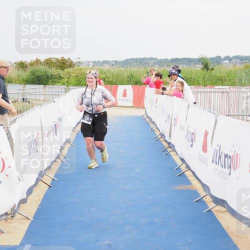 22.06.2025 - Viking Triathlon MichiJ http://msf.ph/oto/8122340 22.06.2025 17:07:19 Ziel 236, 484 meine-sportfotos.de