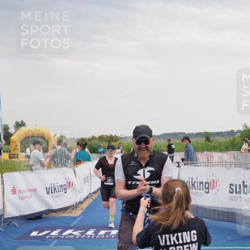 22.06.2025 - Viking Triathlon MichiJ http://msf.ph/oto/8122357 22.06.2025 16:36:52 Ziel 48, 240, 267 meine-sportfotos.de