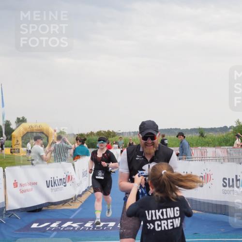 22.06.2025 - Viking Triathlon MichiJ http://msf.ph/oto/8122376 22.06.2025 16:36:53 Ziel 240, 267 meine-sportfotos.de