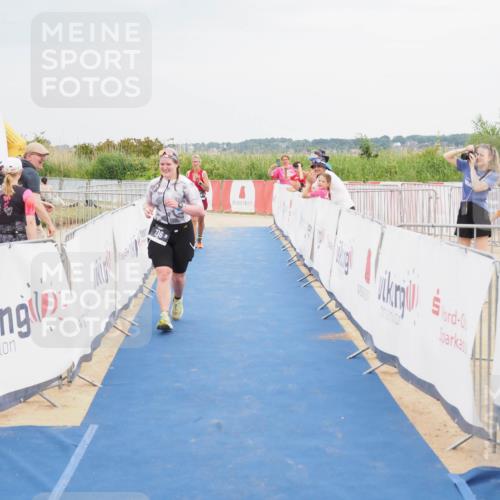 22.06.2025 - Viking Triathlon MichiJ http://msf.ph/oto/8122417 22.06.2025 17:07:20 Ziel 236, 484 meine-sportfotos.de