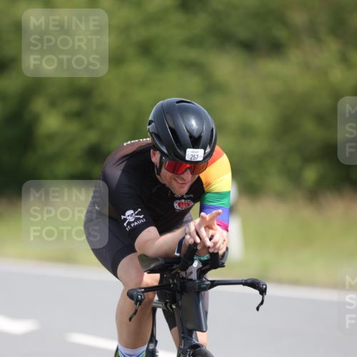 22.06.2025 - Viking Triathlon Yannick Fuchs http://msf.ph/oto/8122418 22.06.2025 11:50:00 Radfahren 11, 33, 150, 182, 257, 376, 638 meine-sportfotos.de