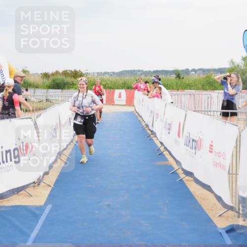 22.06.2025 - Viking Triathlon MichiJ http://msf.ph/oto/8122429 22.06.2025 17:07:20 Ziel 236, 484 meine-sportfotos.de