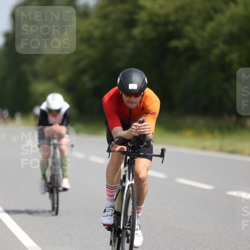 22.06.2025 - Viking Triathlon Yannick Fuchs http://msf.ph/oto/8122436 22.06.2025 11:50:02 Radfahren 11, 33, 150, 182, 257, 376, 553, 638 meine-sportfotos.de