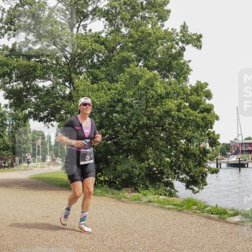 22.06.2025 - Viking Triathlon KatJ http://msf.ph/oto/8122444 22.06.2025 15:16:47 Laufen 291 meine-sportfotos.de