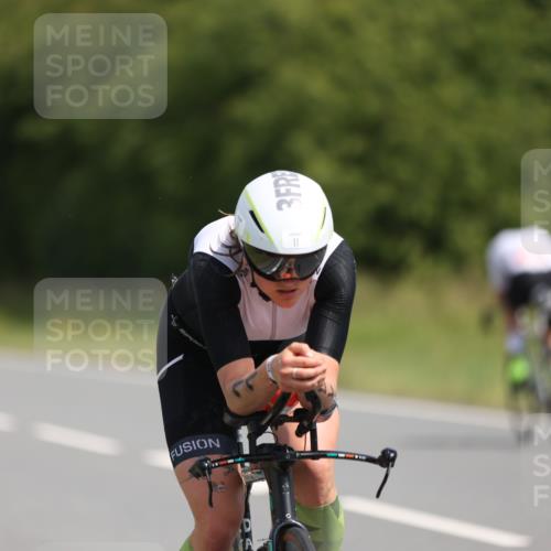 22.06.2025 - Viking Triathlon Yannick Fuchs http://msf.ph/oto/8122472 22.06.2025 11:50:04 Radfahren 11, 33, 150, 182, 257, 376, 553, 638 meine-sportfotos.de