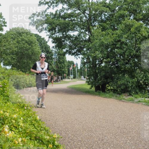 22.06.2025 - Viking Triathlon KatJ http://msf.ph/oto/8122520 22.06.2025 15:17:04 Laufen 431 meine-sportfotos.de