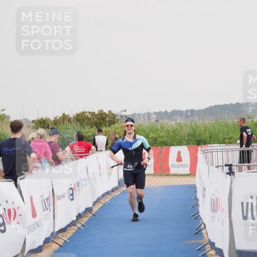 22.06.2025 - Viking Triathlon MichiJ http://msf.ph/oto/8122523 22.06.2025 16:38:25 Ziel 496 meine-sportfotos.de