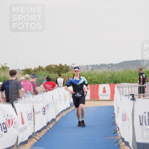 22.06.2025 - Viking Triathlon MichiJ http://msf.ph/oto/8122533 22.06.2025 16:38:25 Ziel 496 meine-sportfotos.de