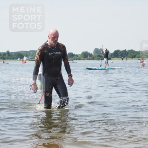22.06.2025 - Viking Triathlon KatJ http://msf.ph/oto/8122536 22.06.2025 10:51:42 Schwimmen 292, 422 meine-sportfotos.de