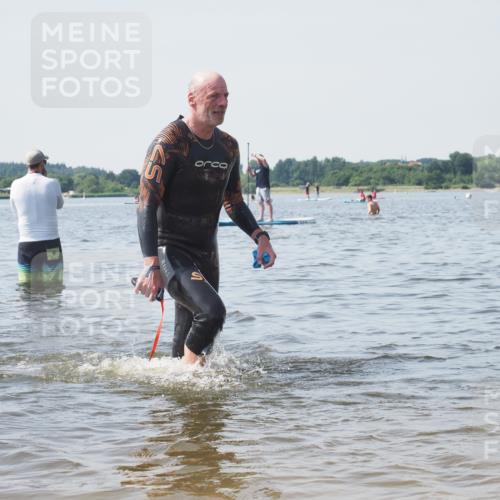 22.06.2025 - Viking Triathlon KatJ http://msf.ph/oto/8122550 22.06.2025 10:51:43 Schwimmen 292, 422 meine-sportfotos.de