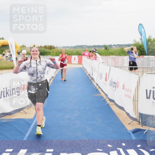 22.06.2025 - Viking Triathlon MichiJ http://msf.ph/oto/8122565 22.06.2025 17:07:21 Ziel 236, 484 meine-sportfotos.de