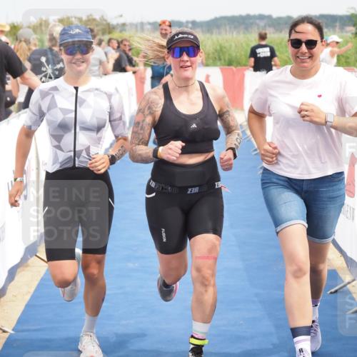 22.06.2025 - Viking Triathlon MichiJ http://msf.ph/oto/8122591 22.06.2025 15:13:42 Ziel 95, 602 meine-sportfotos.de