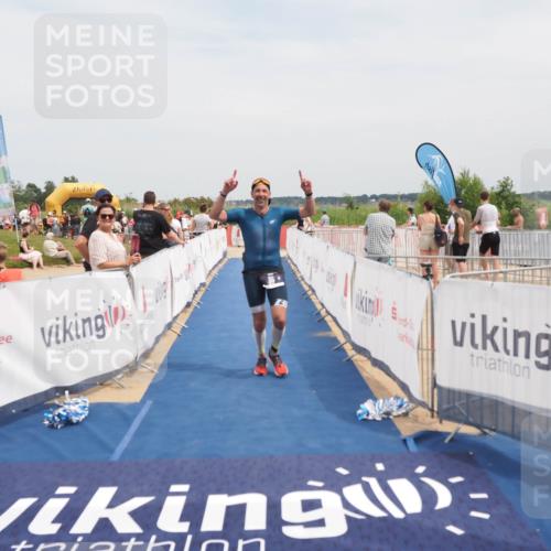 22.06.2025 - Viking Triathlon MichiJ http://msf.ph/oto/8122622 22.06.2025 15:13:46 Ziel 95, 602 meine-sportfotos.de
