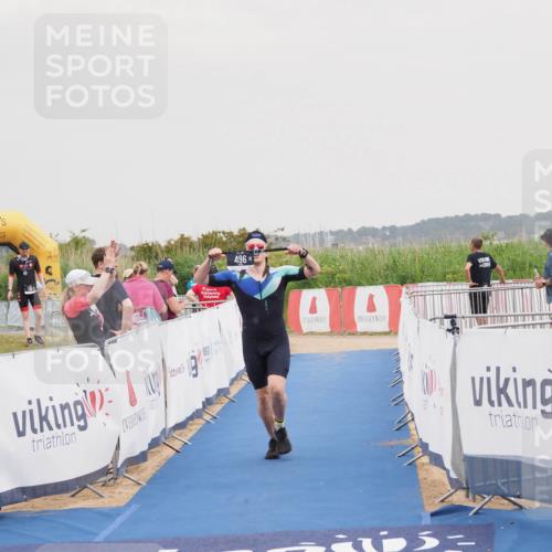 22.06.2025 - Viking Triathlon MichiJ http://msf.ph/oto/8122651 22.06.2025 16:38:27 Ziel 496 meine-sportfotos.de