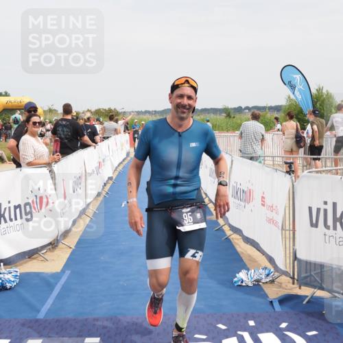 22.06.2025 - Viking Triathlon MichiJ http://msf.ph/oto/8122692 22.06.2025 15:13:47 Ziel 95, 602 meine-sportfotos.de