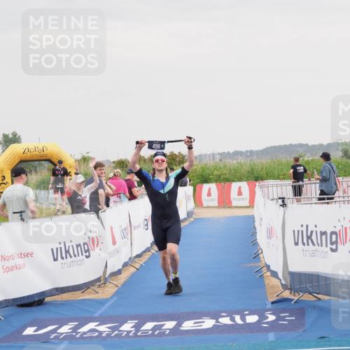 22.06.2025 - Viking Triathlon MichiJ http://msf.ph/oto/8122715 22.06.2025 16:38:28 Ziel 496 meine-sportfotos.de